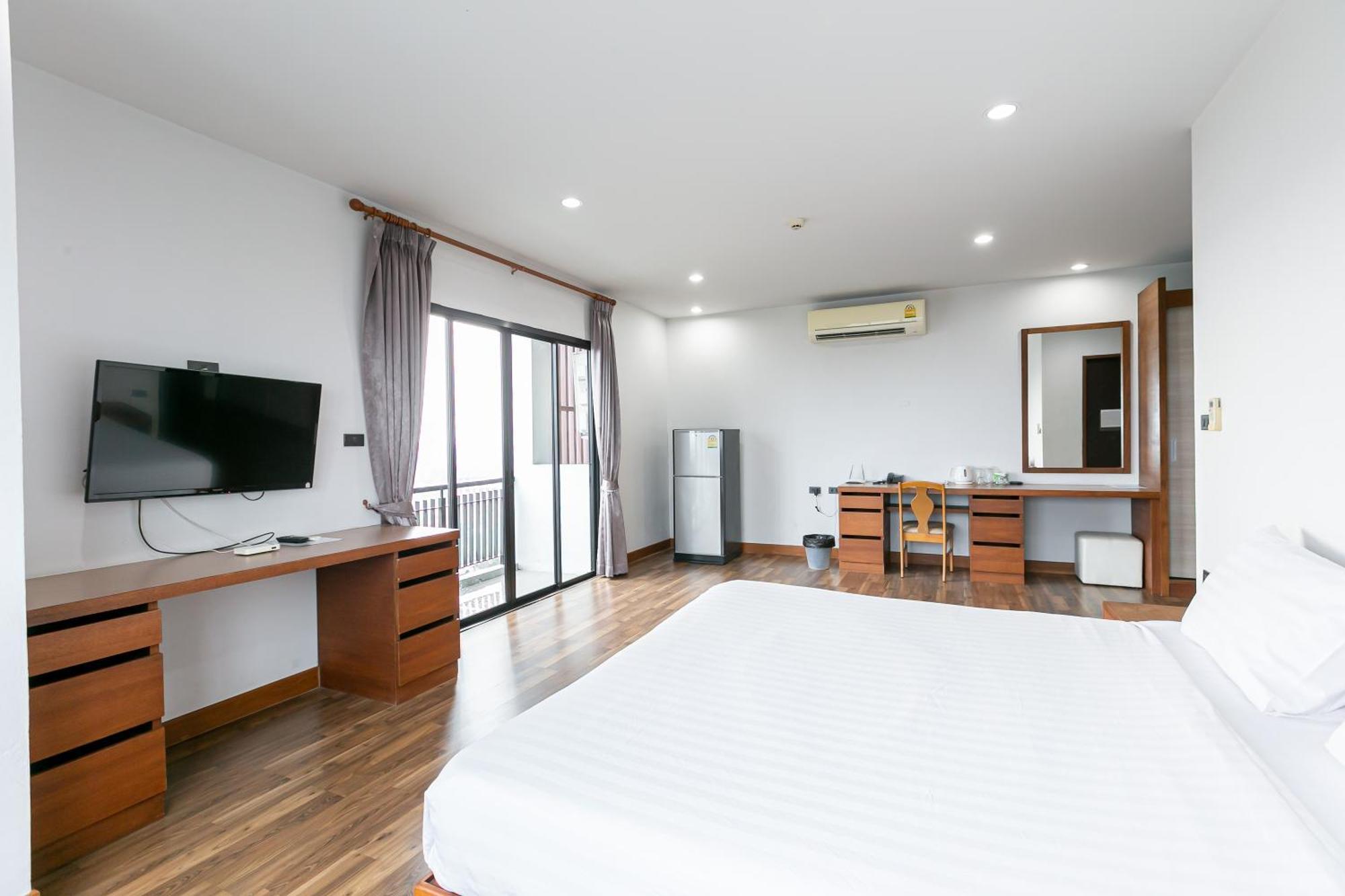Farthai Residence Phan Thong Luaran gambar