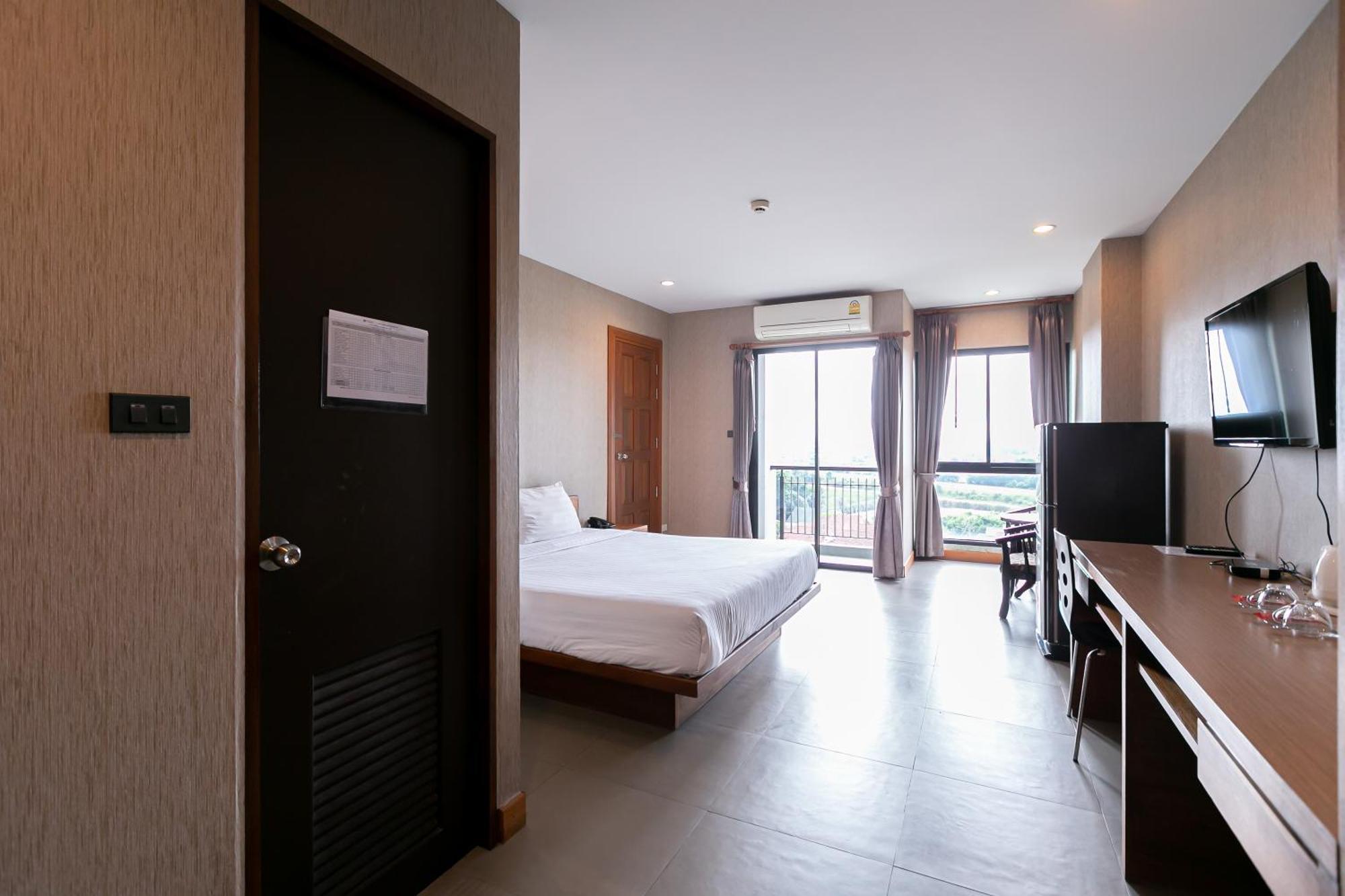 Farthai Residence Phan Thong Luaran gambar