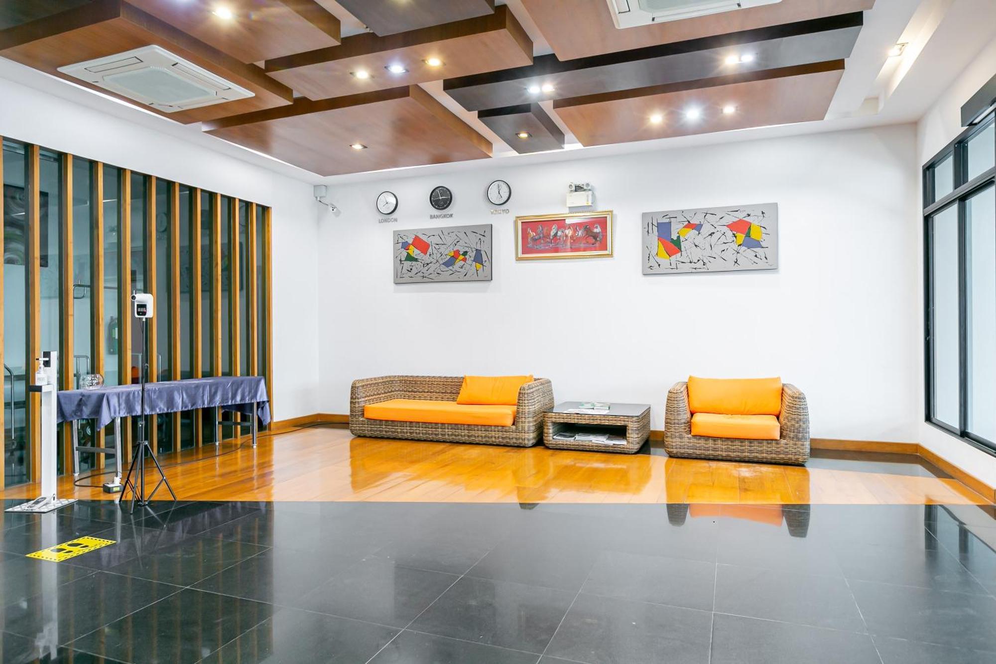 Farthai Residence Phan Thong Luaran gambar